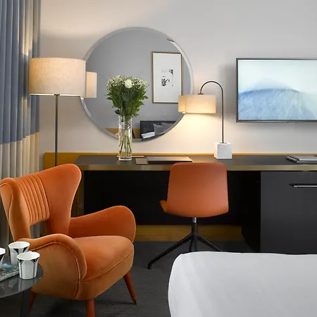 K+k Fenix Otel 4*